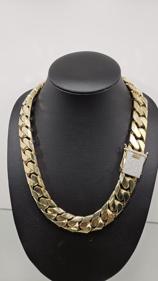 Custom Gold Chain with Diamond Clasp