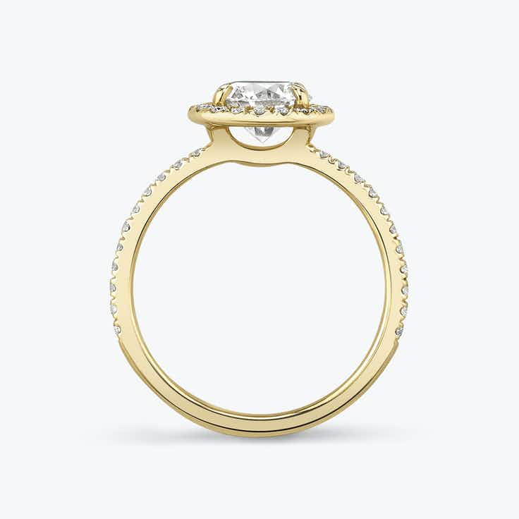 Halo Round Brilliant Ring with pave - Yellow Gold