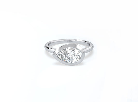 Pear Bezel Ring - Platinum - Bodega