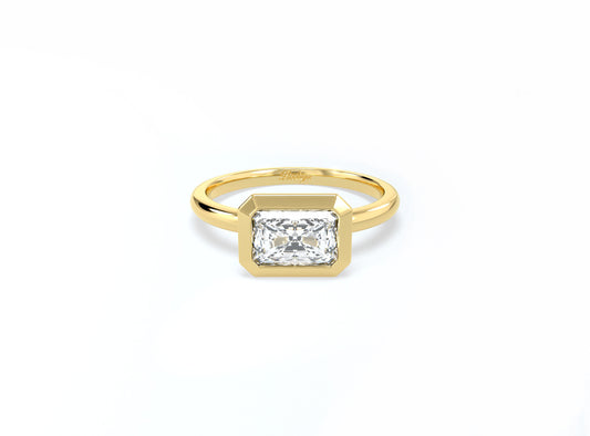 Radiant Cut Bezel Ring - Yellow Gold - Bodega